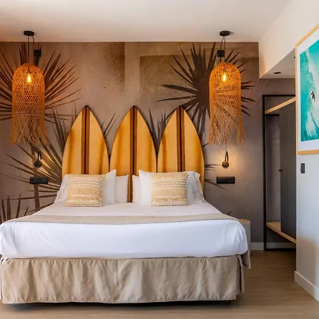 Marins Club - Adults Only מלון קאלה מילור