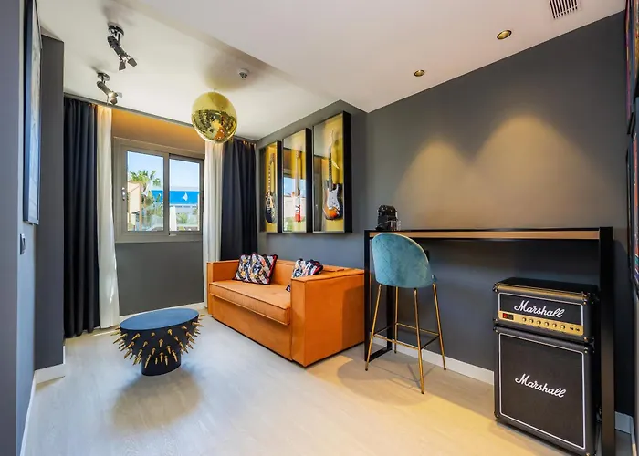 Marins Club - Adults Only Готель 4*