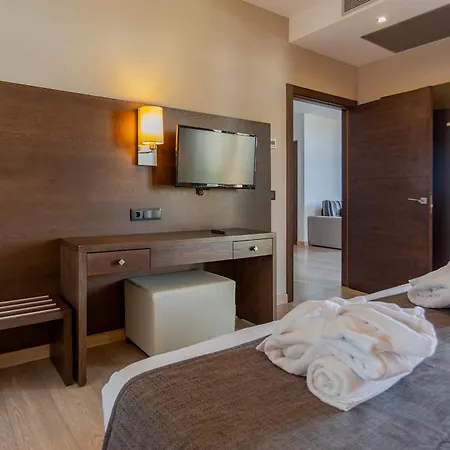 Marins Club - Adults Only Отель Кала Миллор