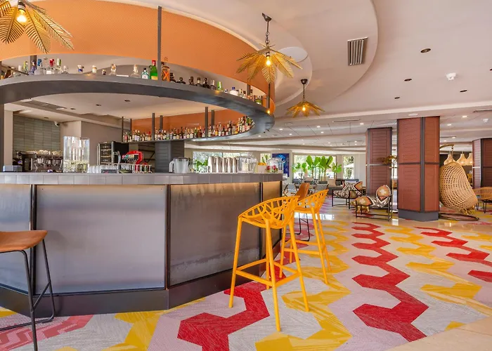 Marins Club - Adults Only Кала-Мільор